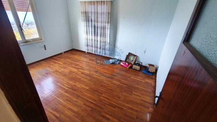 Image No.17-4 Bed House for sale