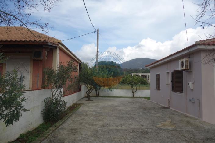 Image No.11-2 Bed House for sale