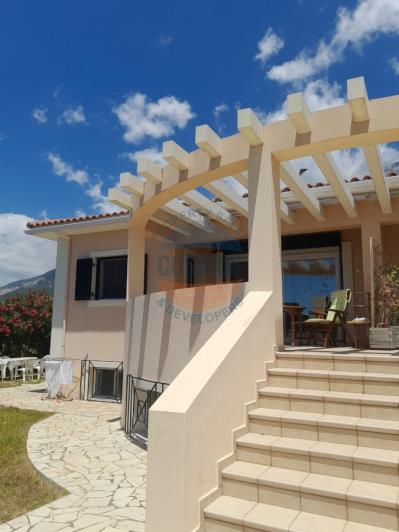Image No.33-5 Bed House for sale