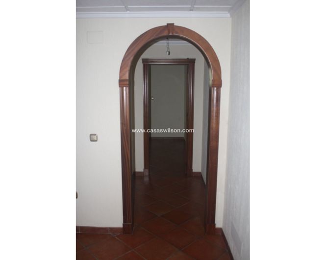 Image No.5-2 Bed Townhouse for sale