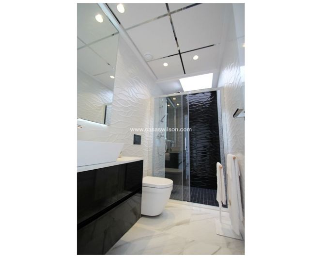 Image No.10-3 Bed Villa for sale