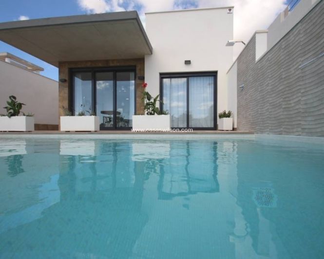 Image No.16-3 Bed Villa for sale