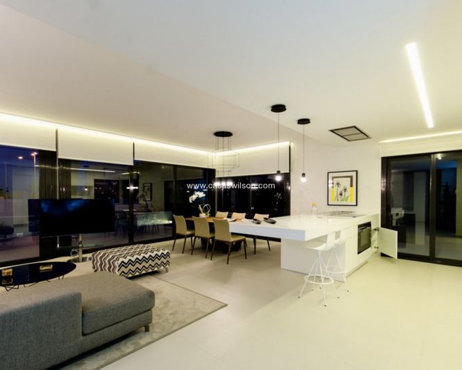 Image No.14-4 Bed Villa for sale
