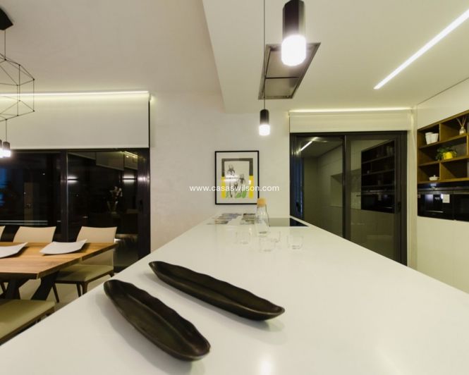 Image No.19-4 Bed Villa for sale