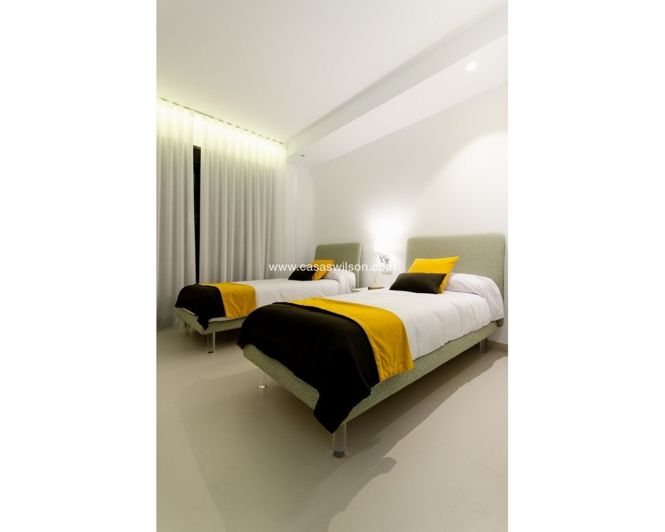 Image No.33-4 Bed Villa for sale