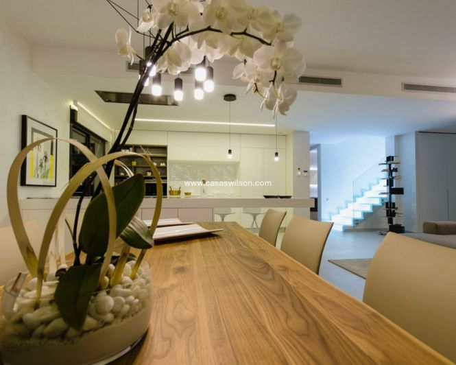 Image No.41-4 Bed Villa for sale