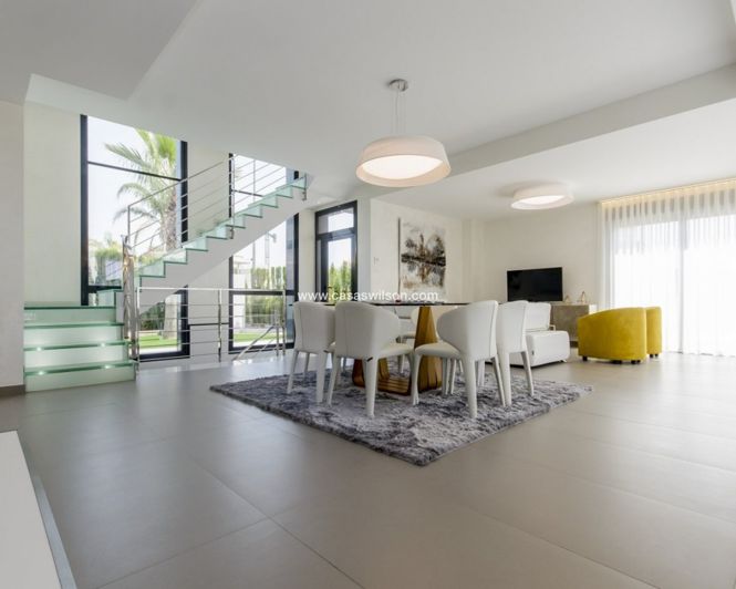 Image No.13-3 Bed Villa for sale