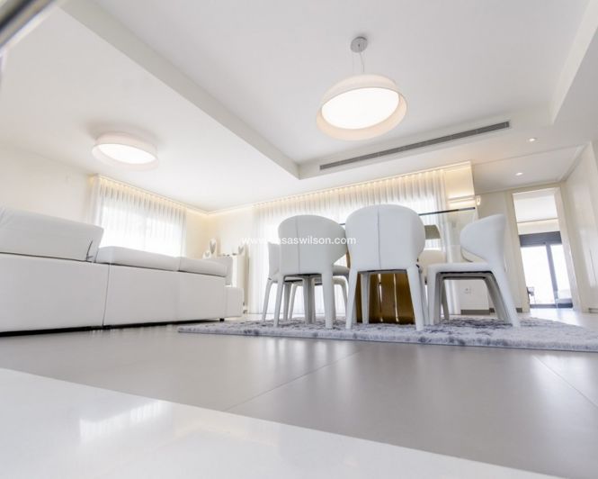 Image No.21-3 Bed Villa for sale