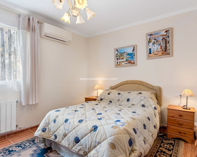 Image No.23-Villa de 4 chambres à vendre à Jacarilla