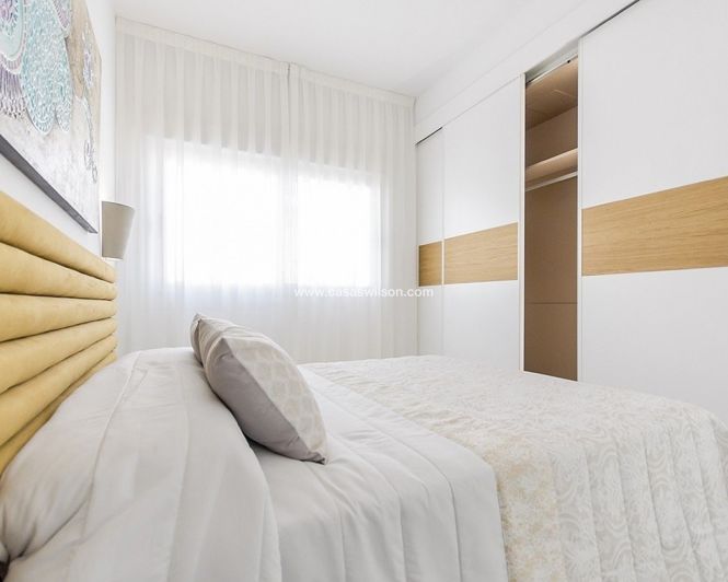 Image No.31-3 Bed Villa for sale