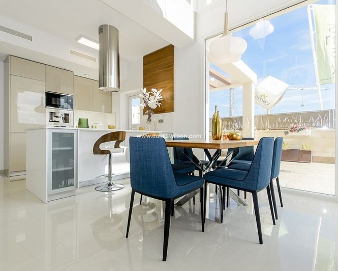 Image No.9-3 Bed Villa for sale