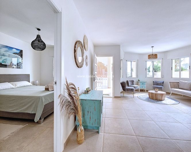 Image No.36-4 Bed Villa for sale