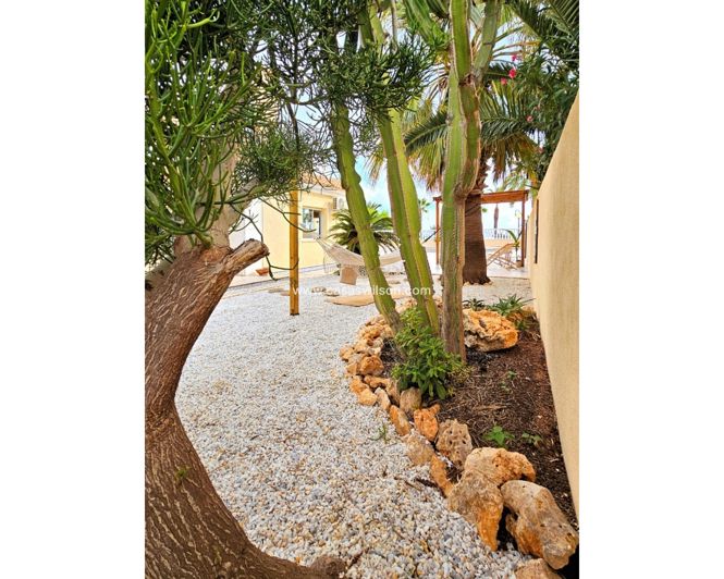 Image No.6-4 Bed Villa for sale