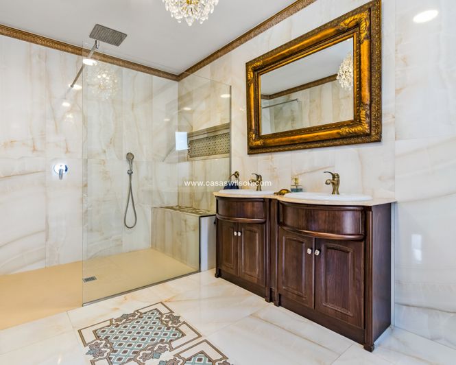 Image No.14-Villa de 4 chambres à vendre à Ciudad Quesada