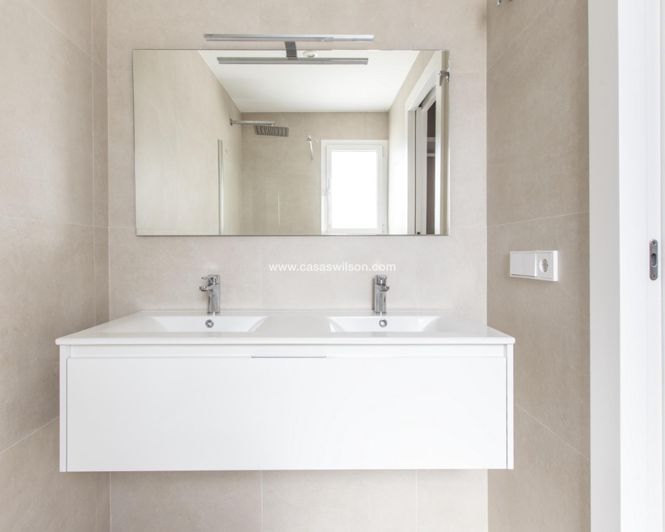 Image No.10-3 Bed Villa for sale