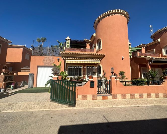 Image No.1-Villa de 3 chambres à vendre à Orihuela