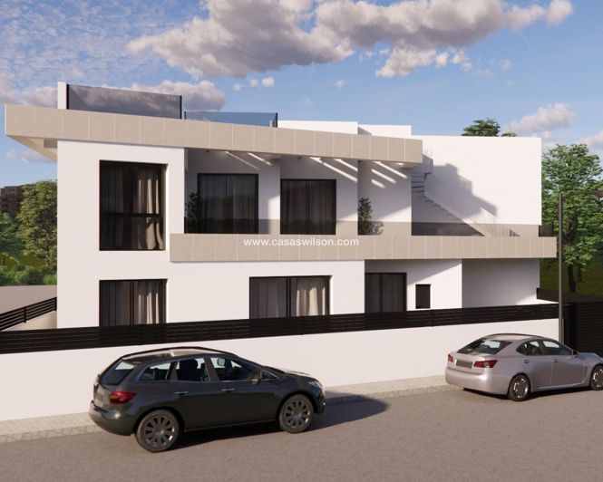 Image No.11-3 Bed Townhouse for sale