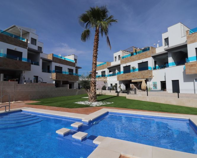 Image No.1-2 Bed Villa for sale