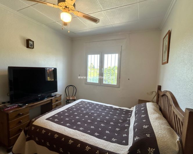 Image No.13-4 Bed Property for sale