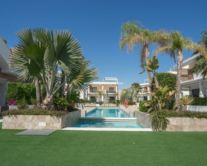 Image No.35-Villa de 4 chambres à vendre à Ciudad Quesada