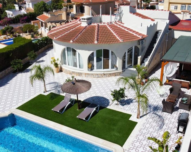 Image No.1-Villa de 4 chambres à vendre à Ciudad Quesada