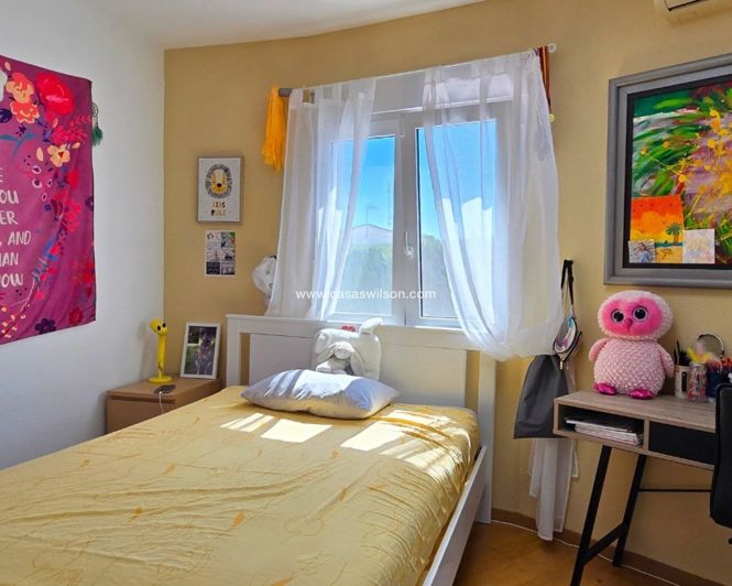 Image No.18-4 Bed Villa for sale