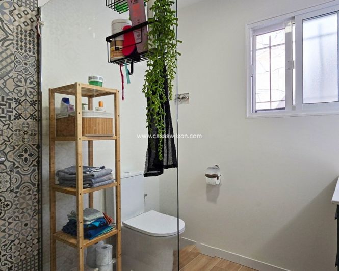 Image No.19-4 Bed Villa for sale