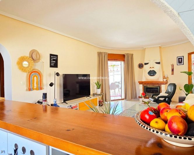 Image No.21-4 Bed Villa for sale