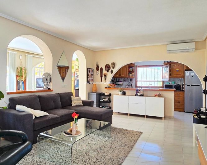 Image No.23-4 Bed Villa for sale