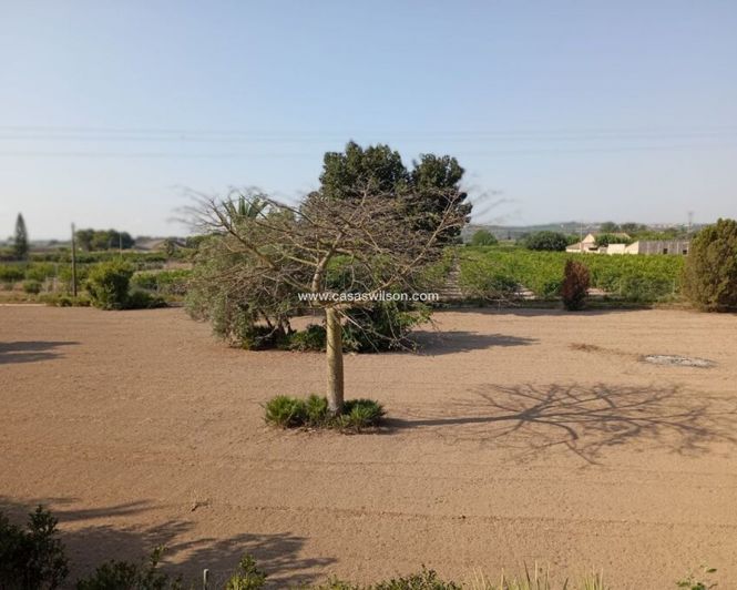 Image No.9-4 Bed Property for sale