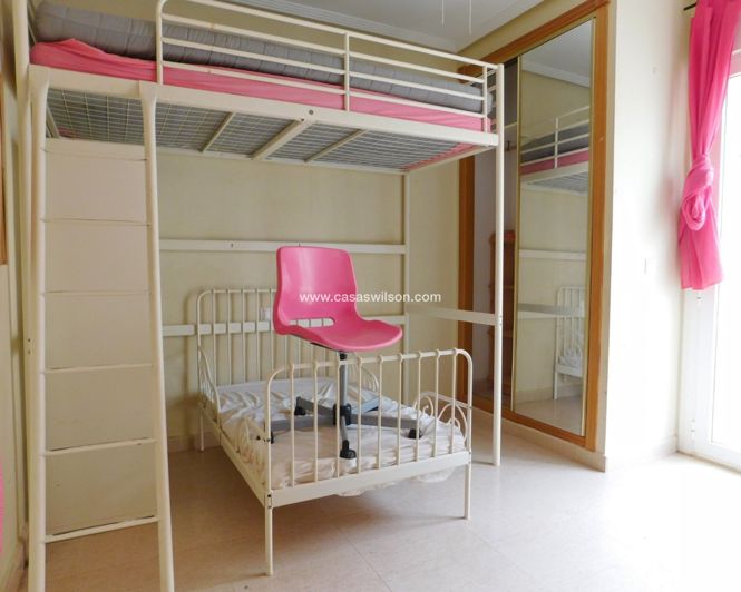 Image No.19-3 Bed Villa for sale