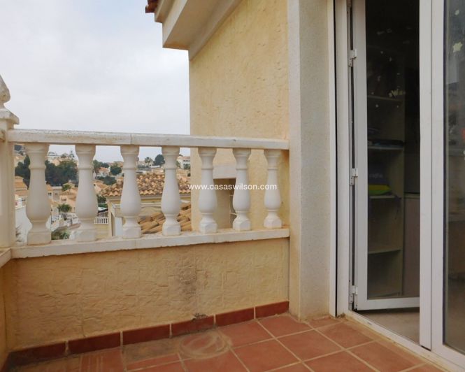 Image No.21-3 Bed Villa for sale