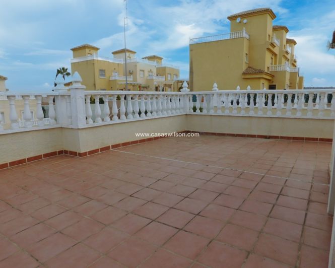 Image No.26-3 Bed Villa for sale