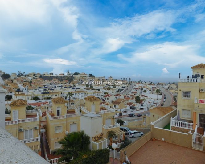 Image No.28-3 Bed Villa for sale