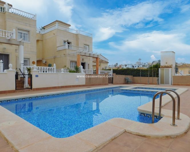 Image No.4-3 Bed Villa for sale