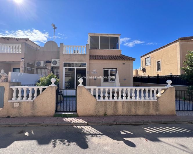 Image No.1-Maison de ville de 3 chambres à vendre à Torrevieja