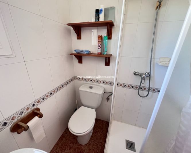 Image No.10-3 Bed Townhouse for sale