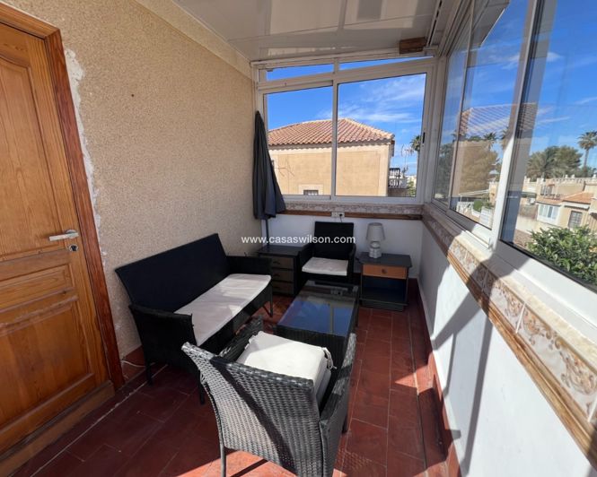 Image No.21-3 Bed Townhouse for sale