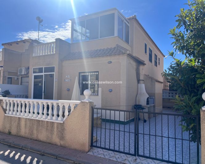 Image No.3-3 Bed Townhouse for sale