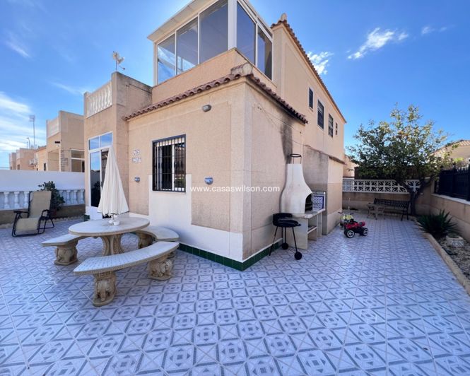 Image No.4-3 Bed Townhouse for sale