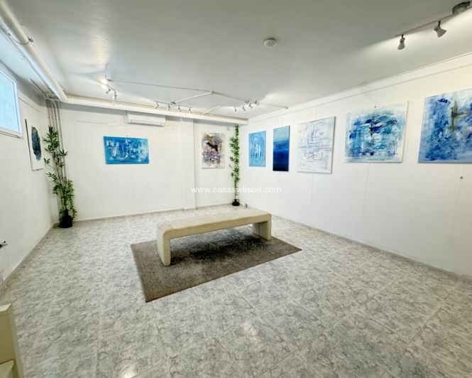 Image No.22-4 Bed Villa for sale