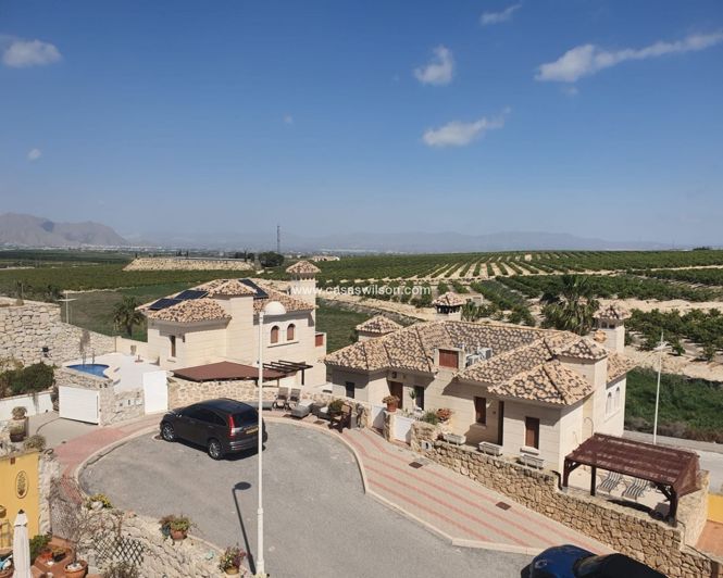 Image No.1-2 Bed Villa for sale