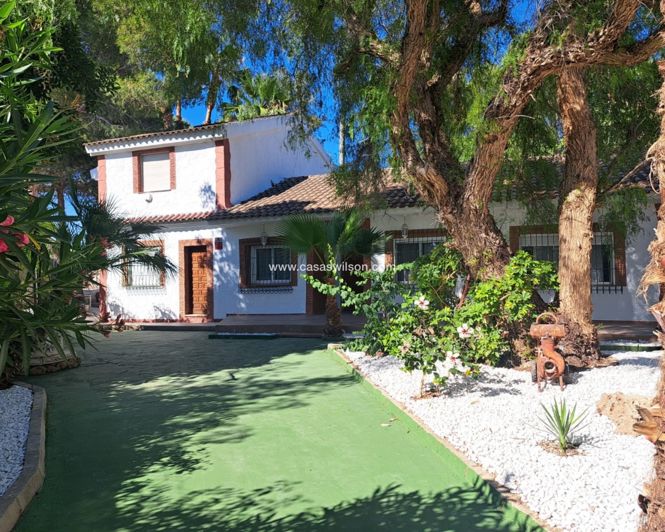 Image No.1-5 Bed Villa for sale