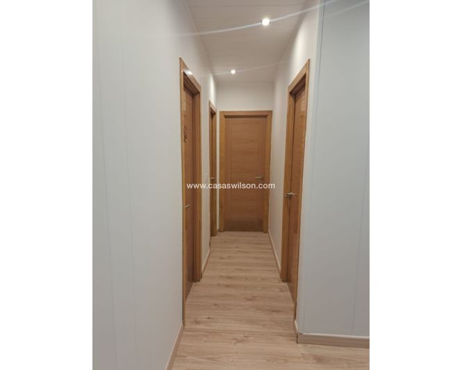 Image No.12-5 Bed Villa for sale