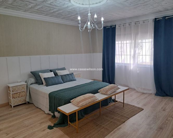 Image No.13-5 Bed Villa for sale