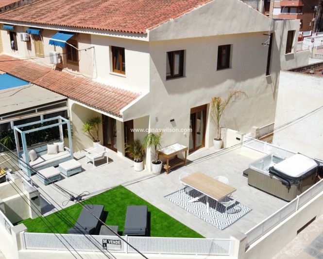 Image No.1-3 Bed House for sale