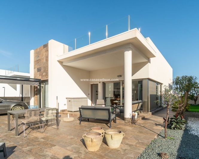 Image No.1-1 Bed Villa for sale