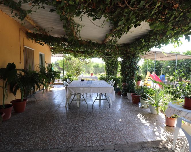 Image No.15-2 Bed Property for sale