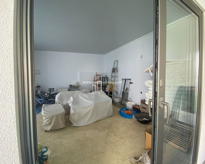 Image No.13-3 Bed Villa for sale