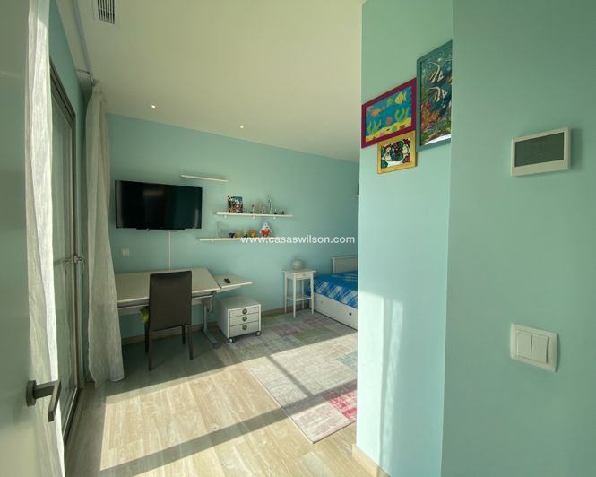 Image No.39-3 Bed Villa for sale